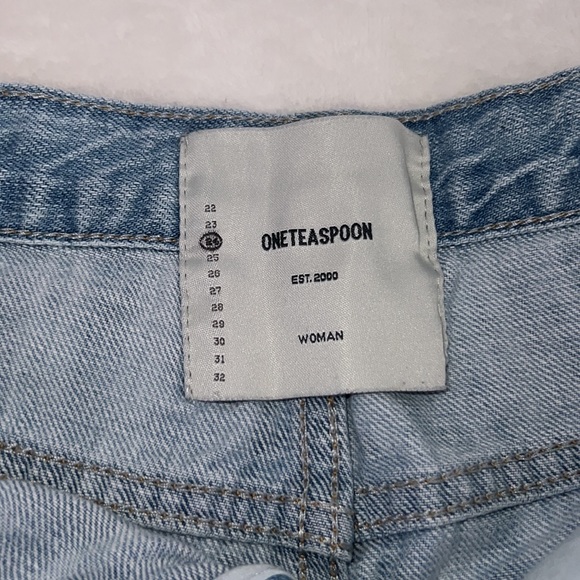 One Teaspoons Brandos size 24  light wash - Picture 4 of 6